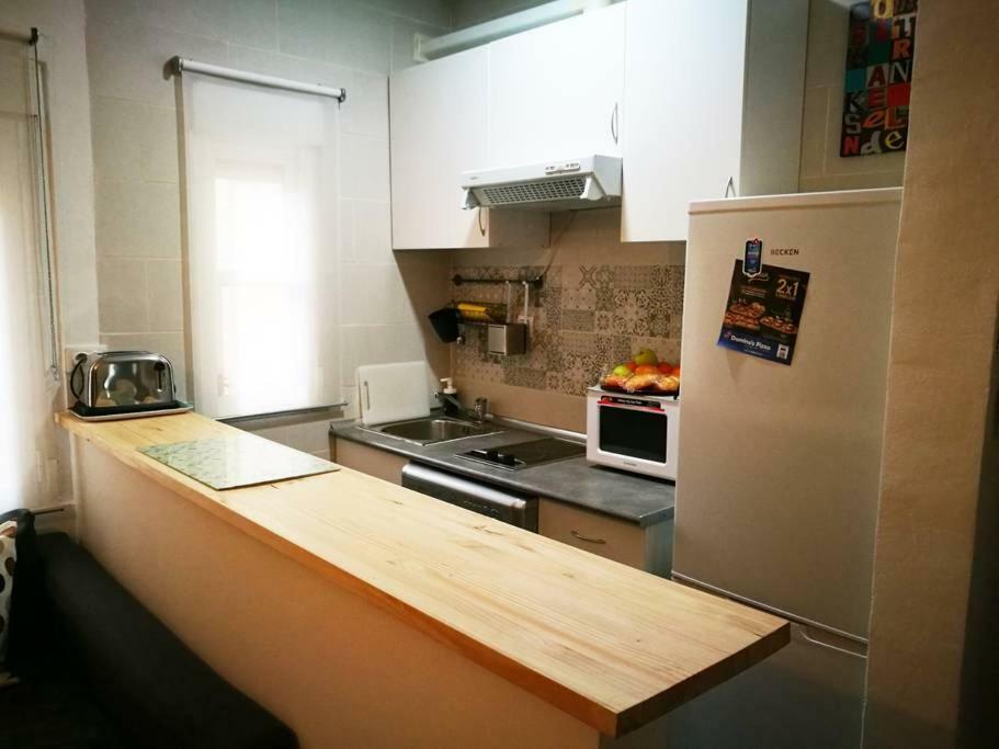 Apartamento Urgel Madrid Kültér fotó