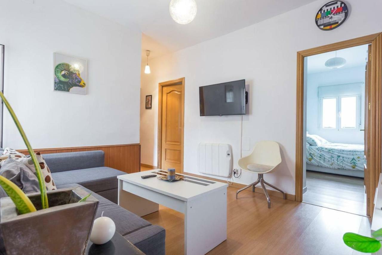 Apartamento Urgel Madrid Kültér fotó
